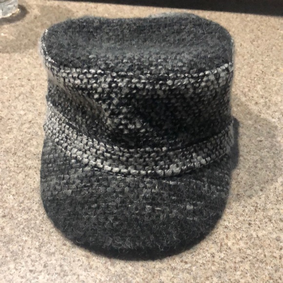 Hat - Picture 4 of 4